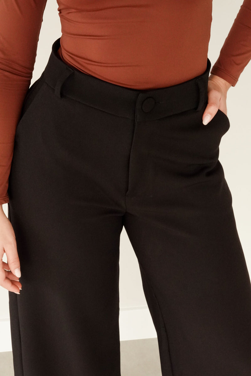 Calça Pantalona Natana